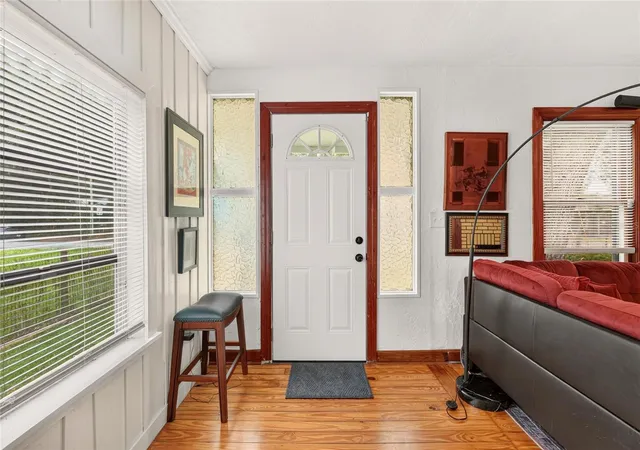 Photo 4 of Single family home for sale at 1242 NW 30th Avenue, Gainesville, FL 32609 | MLS# GC543848 | Listing updated on 2026-10-09