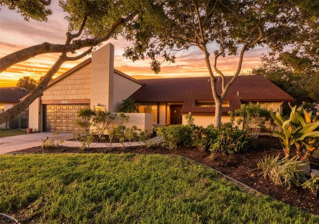 Single family home for sale at 2893 Rollingwood Ct, CLEARWATER, FL 33761 | MLS# TB8553059