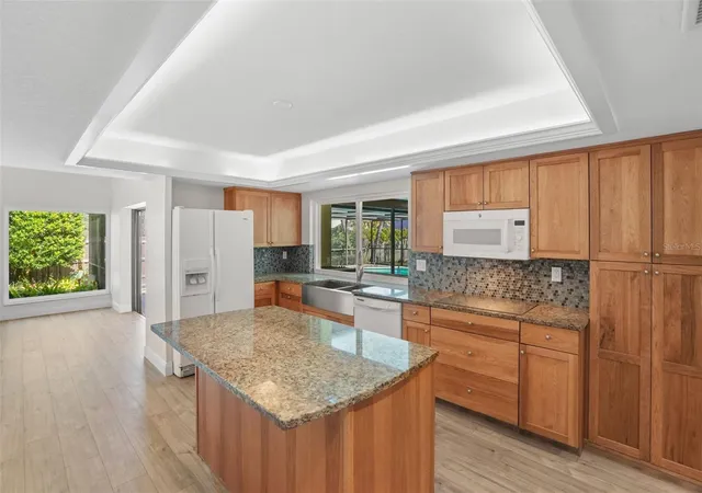 Photo 3 of Single family home for sale at 2893 Rollingwood Ct, Clearwater, FL 33761 | MLS# TB8553059 | Listing updated on 2026-10-01