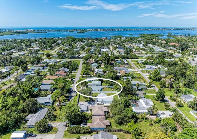 Photo 2 of Single family home for sale at 1841 Joyce St, Sarasota, FL 34231 | MLS# A4707774 | Listing updated on 2026-10-03