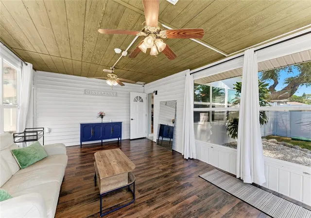 Photo 4 of Single family home for sale at 1841 Joyce St, Sarasota, FL 34231 | MLS# A4707774 | Listing updated on 2026-10-03