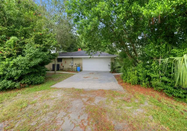 Photo 3 of Single family home for sale at 1641 Stanley St, Longwood, FL 32750 | MLS# O6445667 | Listing updated on 2026-10-07