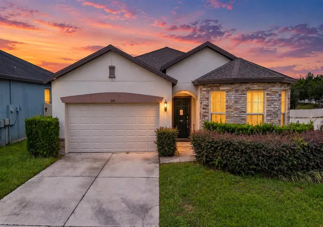 Single family home for sale at 272 Citrus Isle Loop, DAVENPORT, FL 33837 | MLS# V4951560