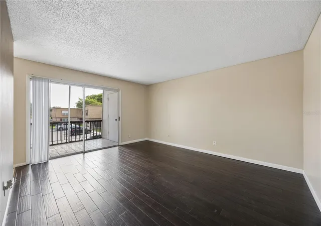 Photo 4 of Condo for sale at 200 Saint Andrews Blvd #704, Winter Park, FL 32792 | MLS# O6445691 | Listing updated on 2026-10-01