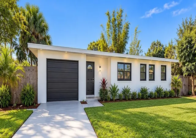Photo 1 of Single family home for sale at 22 Ocean St, MERRITT ISLAND, FL 32952 | MLS# O6445697 | Listing updated on 2026-10-14