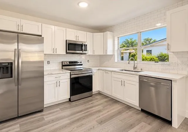 Photo 4 of Single family home for sale at 22 Ocean St, Merritt Island, FL 32952 | MLS# O6445697 | Listing updated on 2026-10-16