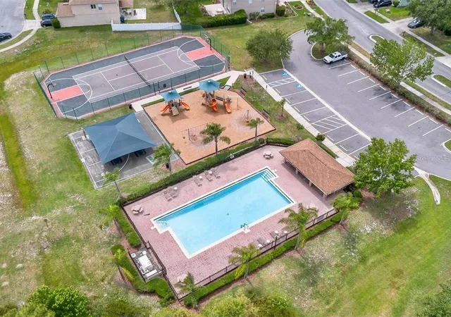 Photo 32 of Single family home for sale at 14969 Perdido Dr, ORLANDO, FL 32828 | MLS# O6445702 | Listing updated on 2026-10-10