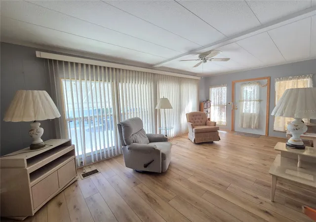 Photo 4 of Manufactured home for sale at 3301 Palm Harbor Blvd #314, Palm Harbor, FL 34683 | MLS# TB8553076 | Listing updated on 2026-09-30