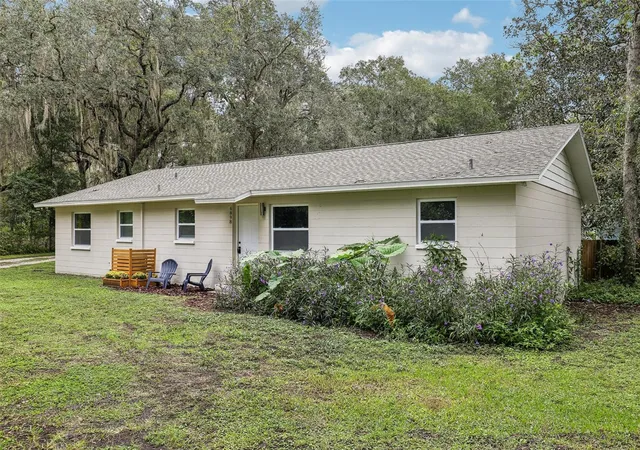 Photo 2 of Single family home for sale at 6898 Cr 214, Melrose, FL 32666 | MLS# GC543849 | Listing updated on 2026-10-23