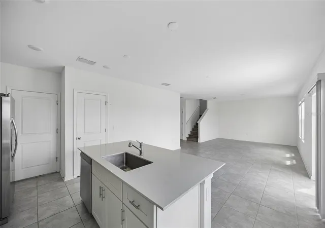 Photo 4 of Single family home for sale at 1405 Deepwater Cir, Eagle Lake, FL 33839 | MLS# O6445740 | Listing updated on 2026-10-01