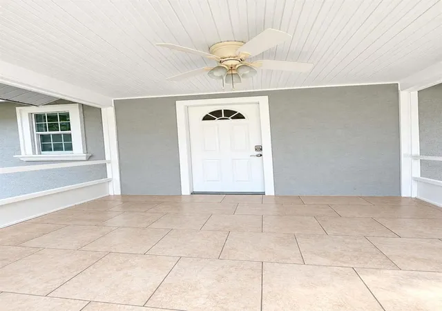 Photo 1 of Single family home for sale at 230 E Polk Ave, Lake Wales, FL 33853 | MLS# TB8553089 | Listing updated on 2026-10-01