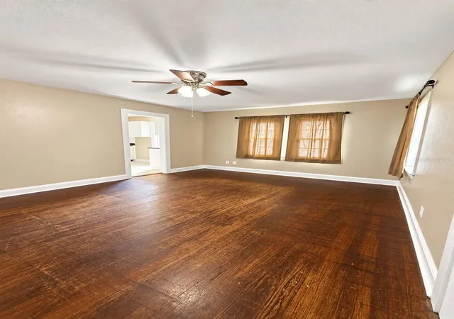 Photo 2 of Single family home for sale at 230 E Polk Ave, Lake Wales, FL 33853 | MLS# TB8553089 | Listing updated on 2026-10-01