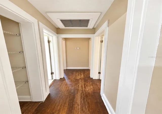 Photo 4 of Single family home for sale at 230 E Polk Ave, Lake Wales, FL 33853 | MLS# TB8553089 | Listing updated on 2026-10-01