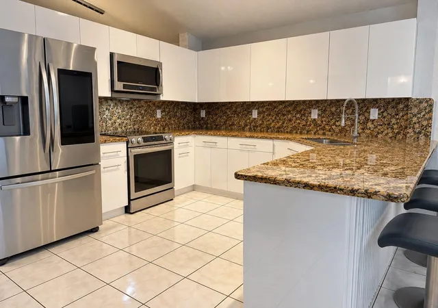 Photo 2 of Single family home for sale at 18398 Sw 135th Avenue, Miami, FL 33177 | MLS# TB8553096 | Listing updated on 2026-09-30