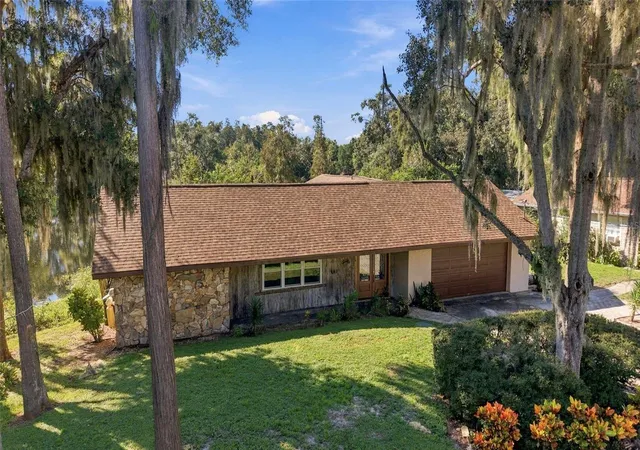 Single family home for sale at 18810 Geraci Rd, LUTZ, FL 33548 | MLS# TB8553099