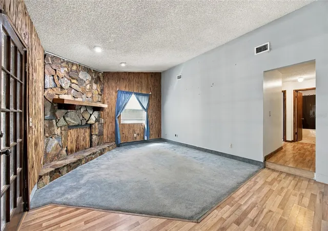 Photo 3 of Single family home for sale at 18810 Geraci Rd, Lutz, FL 33548 | MLS# TB8553099 | Listing updated on 2026-10-06