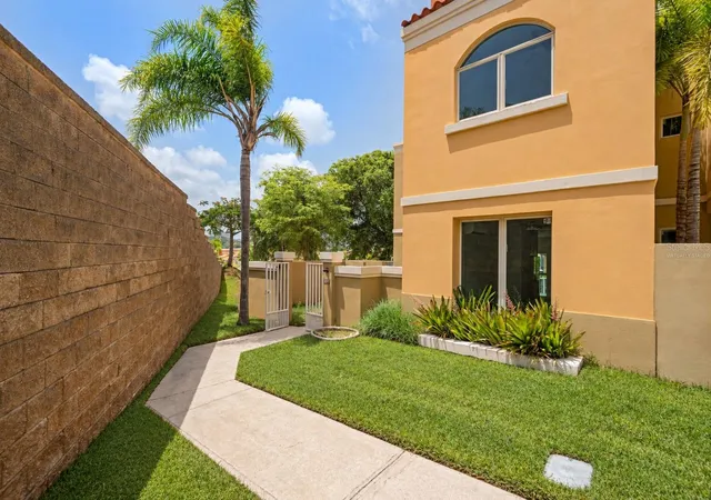 Photo 2 of Townhouse for sale at 90 Candelero Dr #49, Humacao, PR 00791 | MLS# PR9124557 | Listing updated on 2026-09-29