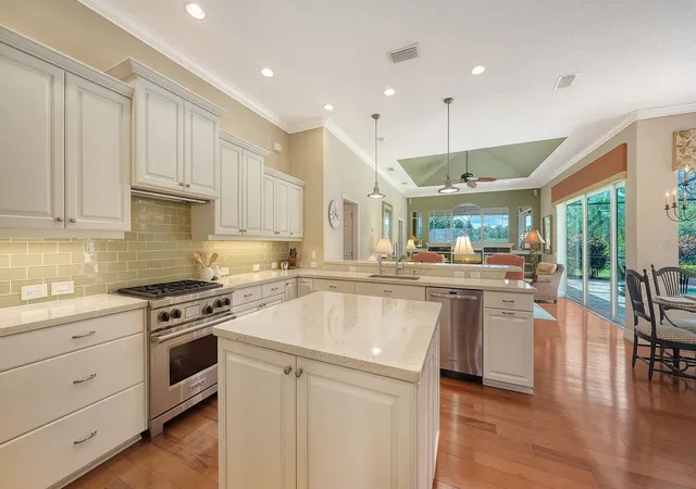 Photo 3 of Single family home for sale at 8008 Royal Birkdale Cir, Lakewood Ranch, FL 34202 | MLS# A4707781 | Listing updated on 2026-10-08
