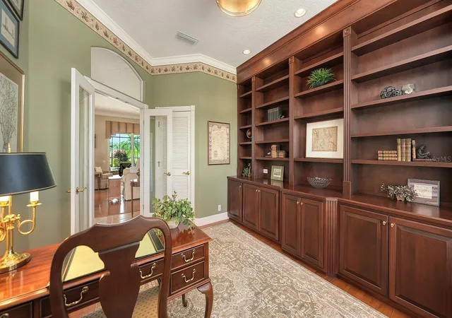 Photo 4 of Single family home for sale at 8008 Royal Birkdale Cir, Lakewood Ranch, FL 34202 | MLS# A4707781 | Listing updated on 2026-10-08