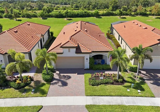 Photo 1 of Single family home for sale at 24193 Spartina Dr, Venice, FL 34293 | MLS# N6145976 | Listing updated on 2026-10-17