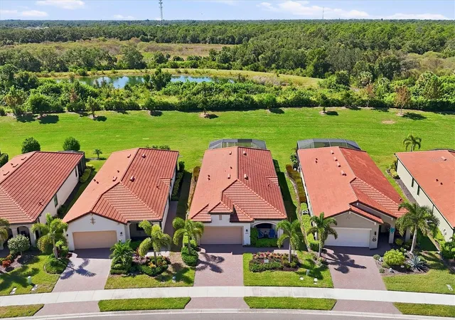 Photo 2 of Single family home for sale at 24193 Spartina Dr, Venice, FL 34293 | MLS# N6145976 | Listing updated on 2026-10-17