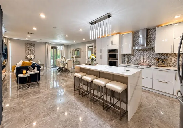 Photo 3 of Single family home for sale at 5213 Wildflower Rd, Orlando, FL 32821 | MLS# O6445765 | Listing updated on 2026-10-04