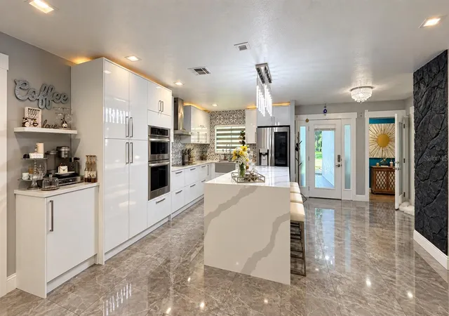 Photo 4 of Single family home for sale at 5213 Wildflower Rd, Orlando, FL 32821 | MLS# O6445765 | Listing updated on 2026-10-04