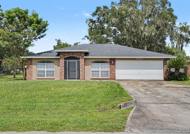 Photo 1 of Single family home for sale at 8520 Cherry Hl Dr, Lakeland, FL 33810 | MLS# O6445774 | Listing updated on 2026-10-16