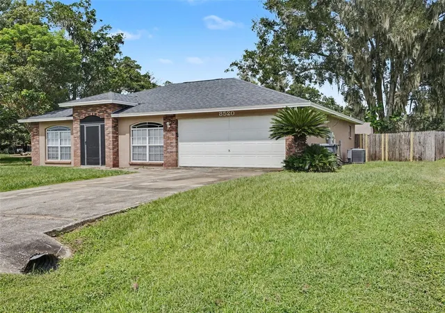 Photo 1 of Single family home for sale at 8520 Cherry Hl Dr, Lakeland, FL 33810 | MLS# O6445774 | Listing updated on 2026-10-16