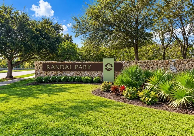 Photo 3 of Single family home for sale at 10658 Bannan St, Orlando, FL 32832 | MLS# S5158485 | Listing updated on 2026-09-30