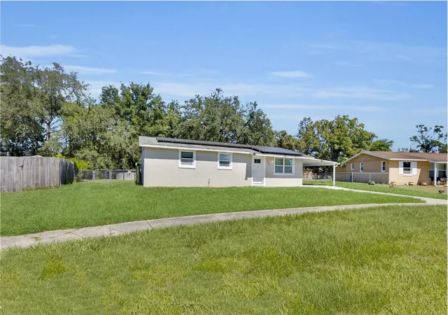 Photo 4 of Single family home for sale at 3755 SW 147th Lane Rd, Ocala, FL 34473 | MLS# OM733068 | Listing updated on 2026-10-02