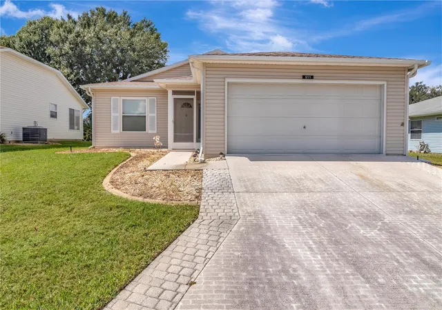 Photo 1 of Single family home for sale at 911 Grand Vista Trl, Leesburg, FL 34748 | MLS# G5118392 | Listing updated on 2026-10-02