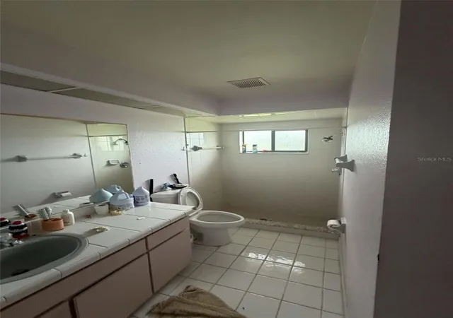 Photo 4 of Single family home for sale at 7230 Toledo Rd, Spring Hill, FL 34606 | MLS# A4707789 | Listing updated on 2026-09-30