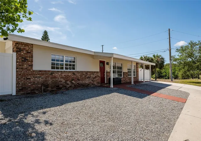 Photo 1 of Single family home for sale at 504 Omaha St, Palm Harbor, FL 34683 | MLS# W7889907 | Listing updated on 2026-10-01