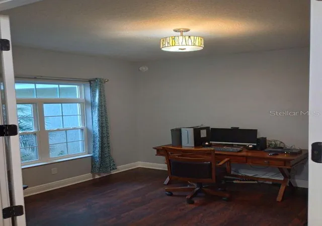 Photo 3 of Single family home for sale at 427 Carolina Ave, Lady Lake, FL 32159 | MLS# O6445801 | Listing updated on 2026-10-09