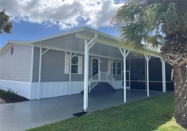 Manufactured home for sale at 214 Como Dr, VENICE, FL 34285 | MLS# N6145980