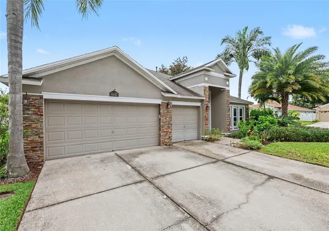 Photo 3 of Single family home for sale at 8937 Aberdeen Crk Cir, Riverview, FL 33569 | MLS# TB8553136 | Listing updated on 2026-10-04