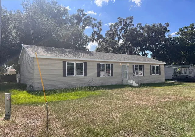 Photo 2 of Manufactured home for sale at 3794 Pioneer Trails Blvd E, Lakeland, FL 33810 | MLS# O6445803 | Listing updated on 2026-09-29