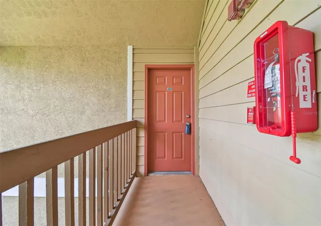 Photo 3 of Condo for sale at 9481 Highland Oak Dr #1615, Tampa, FL 33647 | MLS# TB8553142 | Listing updated on 2026-09-30