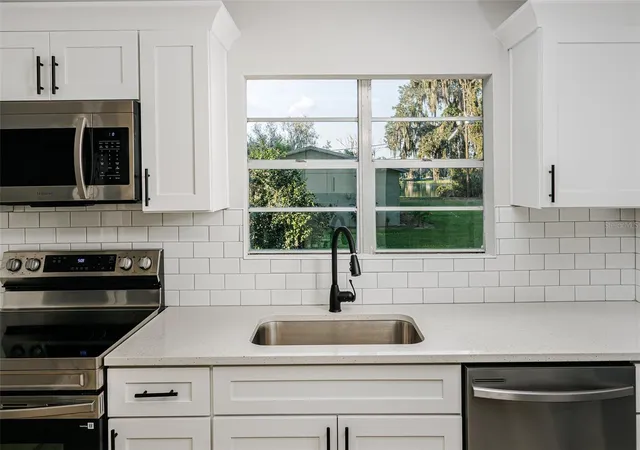 Photo 2 of Single family home for sale at 521 N Tecumseh Ave, Fort Meade, FL 33841 | MLS# L4965429 | Listing updated on 2026-10-02