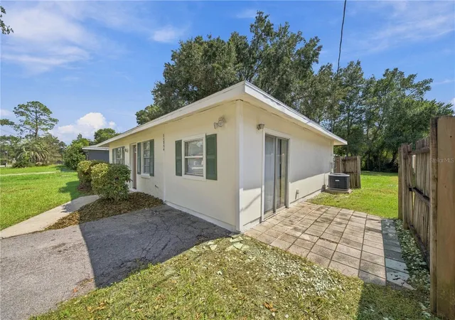 Photo 2 of Single family home for sale at 21234 Sw Raintree St, Dunnellon, FL 34431 | MLS# OM733075 | Listing updated on 2026-10-01
