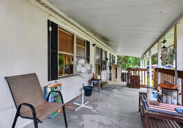 Photo 2 of Manufactured home for sale at 1501 Pasadena Dr, Seffner, FL 33584 | MLS# TB8553148 | Listing updated on 2026-10-07