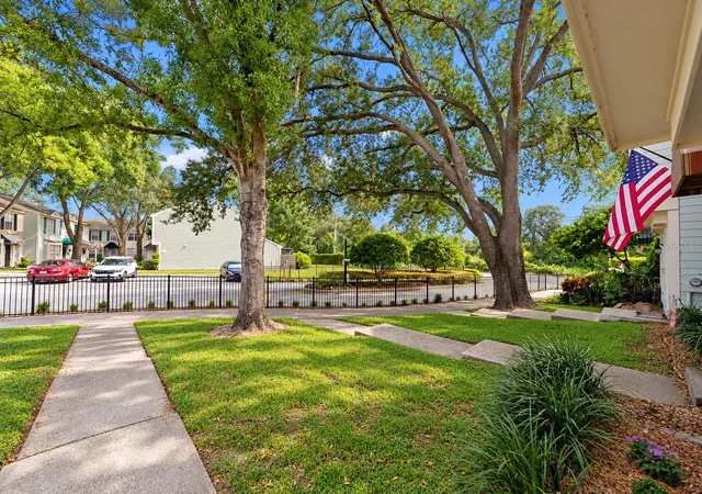 Photo 17 of Townhouse for sale at 13810 Fletchers Ml Dr, TAMPA, FL 33613 | MLS# TB8553151 | Listing updated on 2026-10-07