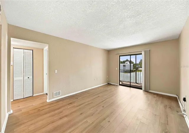 Photo 4 of Condo for sale at 5310 26th Street W #504, Bradenton, FL 34207 | MLS# A4707802 | Listing updated on 2026-10-03