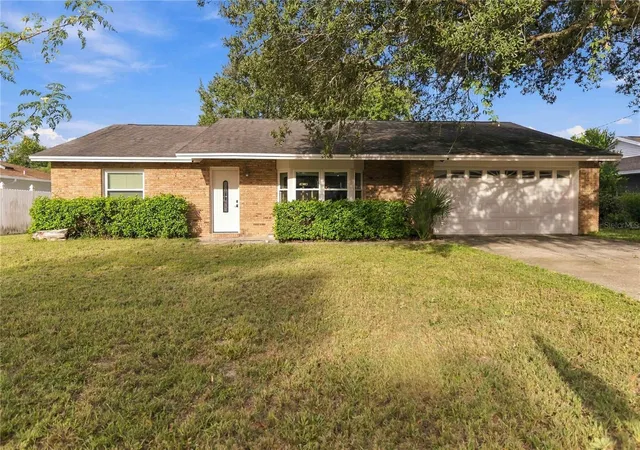 Photo 1 of Single family home for sale at 550 Murphy Ave, Deltona, FL 32725 | MLS# O6445823 | Listing updated on 2026-10-05