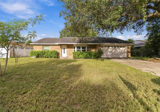 Photo 2 of Single family home for sale at 550 Murphy Ave, Deltona, FL 32725 | MLS# O6445823 | Listing updated on 2026-10-05