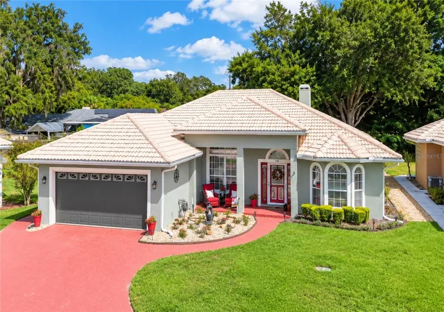 Photo 2 of Single family home for sale at 126 Harbor Way, Auburndale, FL 33823 | MLS# L4965430 | Listing updated on 2026-09-30