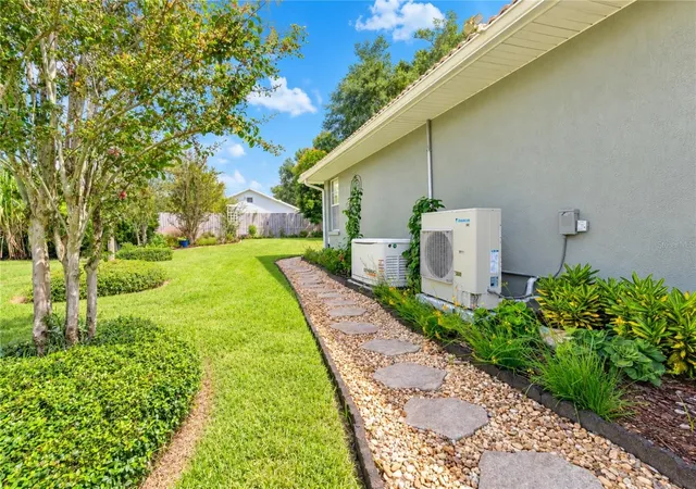 Photo 3 of Single family home for sale at 126 Harbor Way, Auburndale, FL 33823 | MLS# L4965430 | Listing updated on 2026-09-30