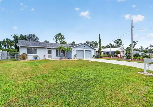 Photo 2 of Single family home for sale at 5503 18th Avenue E, Bradenton, FL 34208 | MLS# A4707809 | Listing updated on 2026-10-05