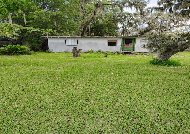 Photo 3 of Manufactured home for sale at 15243 NE 217th Avenue, Fort Mc Coy, FL 32134 | MLS# O6445830 | Listing updated on 2026-10-06